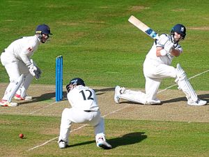 Supporting image for story: Warwickshire captain Will Rhodes pens contract extension