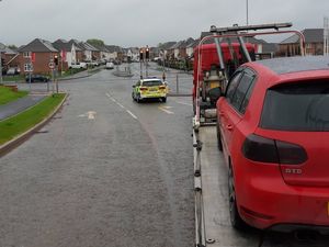 Supporting image for story: Police seize car after checks show no insurance