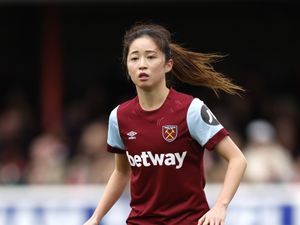 Supporting image for story: Defender Risa Shimizu joins Manchester City on three-year deal