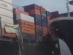 Supporting image for story: Two massive boats collided in Karachi Port and it has to be seen to be believed