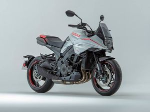 Supporting image for story: Suzuki announces pricing for new Katana
