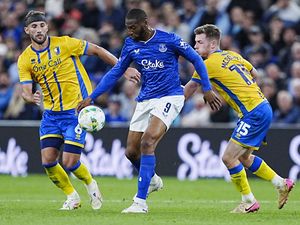 Supporting image for story: Beto wraps up routine cup win for Everton against League One Mansfield