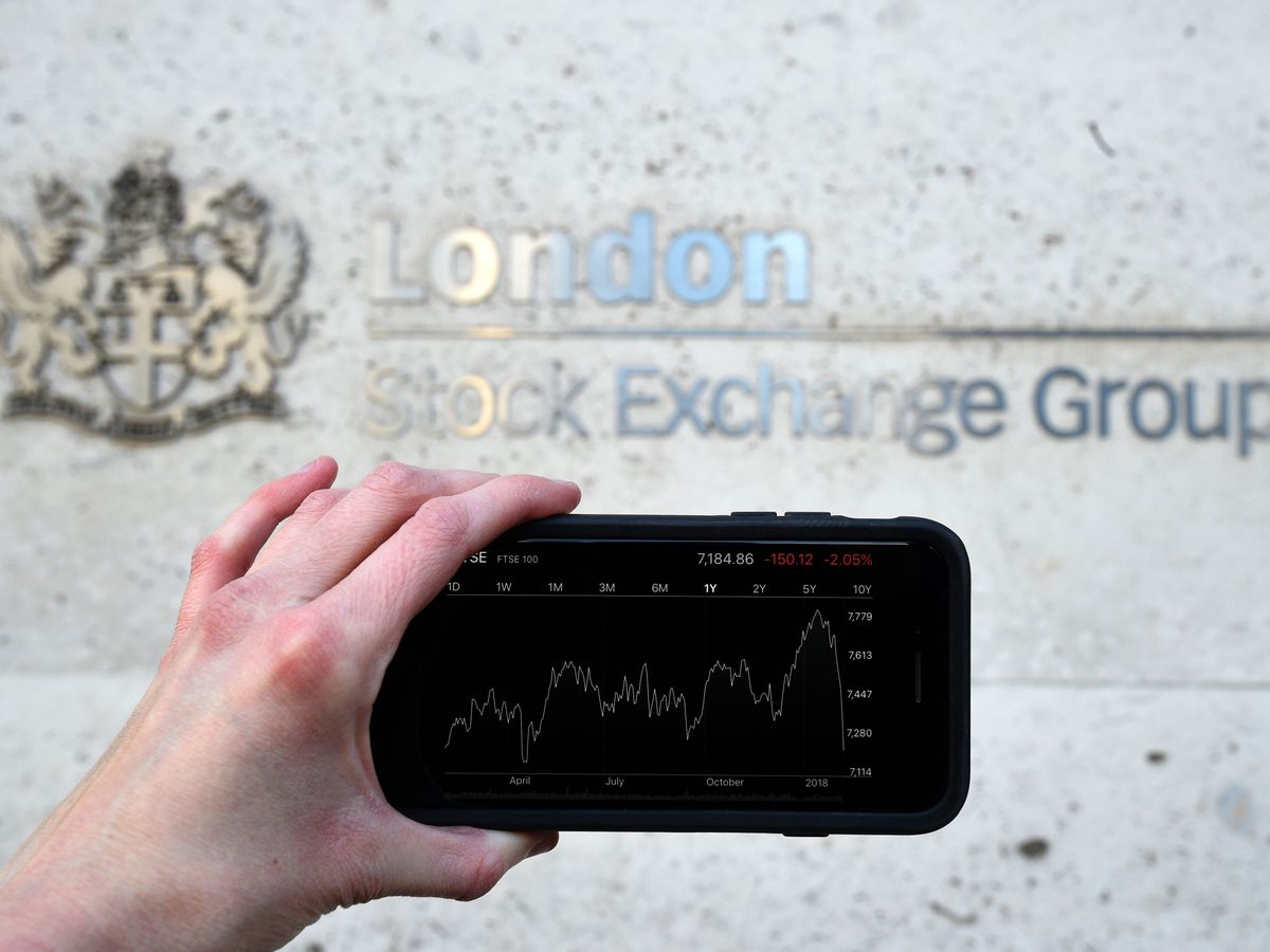 Global stock market sell-off deepens amid worries over AI spending drive