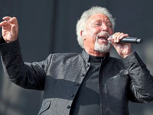 Supporting image for story: Tom Jones: Singing saved my life