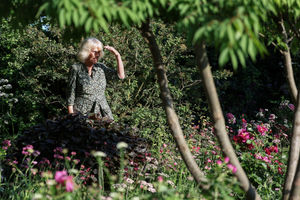 The weather for the RHS Chelsea Flower Show, held at the Royal Hospital Chelsea on Monday, May 19, was delightful. Photo: Toby Melville/PA Wire