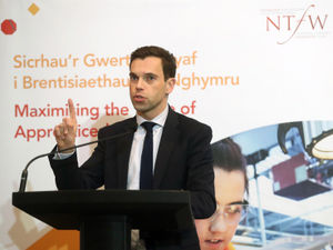 Supporting image for story: Wales missing out on billions of pounds for railway improvement say members