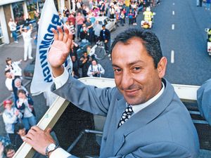 Supporting image for story: Former West Brom manager Ossie Ardiles coming back to the Black Country
