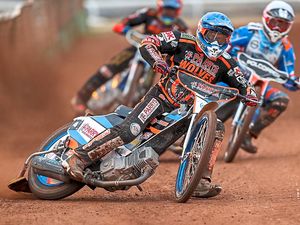 Supporting image for story: Rory Schlein stars for Wolverhampton Wolves in Poole draw