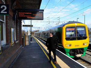 Supporting image for story: Plea for action over hourly train service on Cambrian Line
