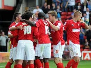 Supporting image for story: Adam Chambers' trophy tie warning