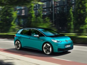 Supporting image for story: Volkswagen to trial subscription-based services for electric models