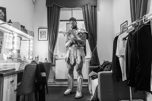 Giant prepares for his role as Gladius