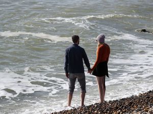 Supporting image for story: February saw highest and lowest temperatures of winter