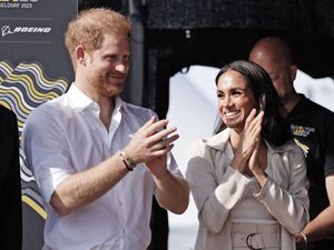 Supporting image for story: Sussexes urge people to help friends evacuated due to Los Angeles fires