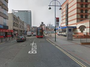 Supporting image for story: Fire near Birmingham city centre causes travel disruption