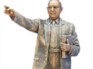 Supporting image for story: New statue plan for Buddhist temple in Wolverhampton