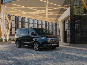 Supporting image for story: Ford reveals electric E-Tourneo Custom