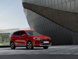 Supporting image for story: New MG ZS Hybrid+ is priced at under £22,000