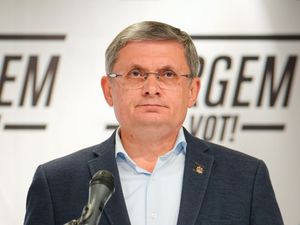 Supporting image for story: Moldova’s pro-EU ruling party leading polls in critical parliamentary election