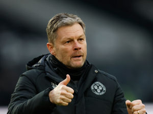 Supporting image for story: Shrewsbury players prepared to put in 'hard yards' says Steve Cotterill