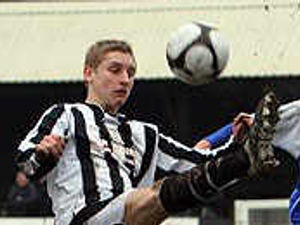 Supporting image for story: Vale old boy gunning for former club