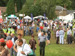 Supporting image for story: Sun shines on Burwarton Show