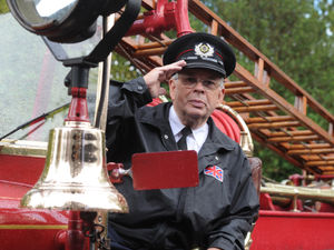 Supporting image for story: Firefighters joy as they are reunited with Smethwick fire engine after 50 years 
