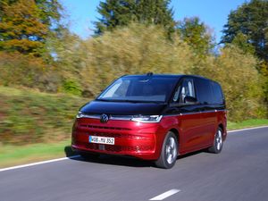 Supporting image for story: UK Drive: What does a diesel engine bring to the Volkswagen Multivan?