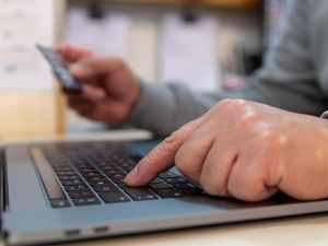 Supporting image for story: Millions stung by scams with online shopping the top trap – Citizens Advice