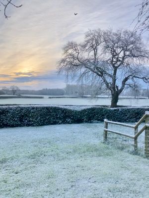 Snow in Ellesmere on Tuesday morning. Photo: Sue Austin