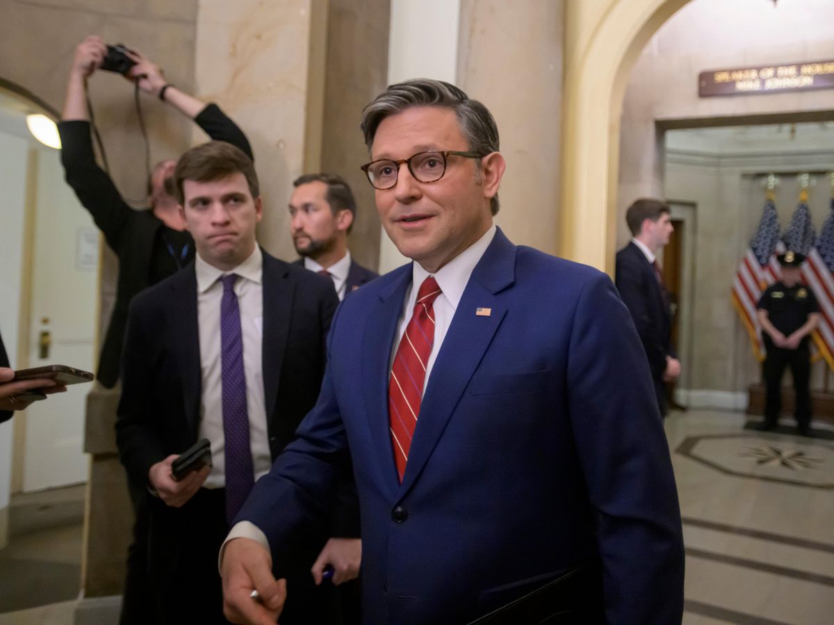 US House of Representatives passes bill to end government shutdown