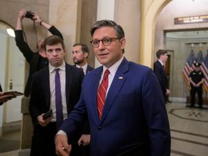 Supporting image for story: US House of Representatives passes bill to end government shutdown