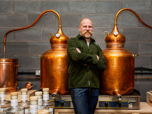 Supporting image for story: Ludlow distiller raises glass to gin award
