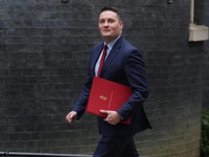 Supporting image for story: Streeting seeks ‘reassurances’ over access to records of doctors who transition