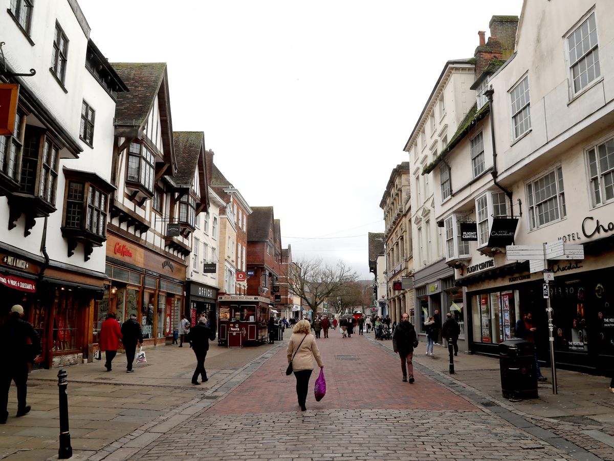 UK economy shrinks by more than expected in April – ONS