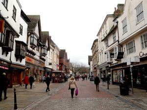 Supporting image for story: UK economy shrinks by more than expected in April – ONS