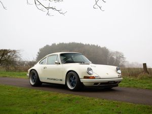 Supporting image for story: Stunning Porsche 911 Reimagined by Singer heads to auction