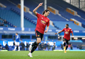 Manchester United's Edinson Cavani celebrates