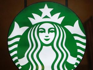 Supporting image for story: Starbucks cafe and drive-through approved at Telford site