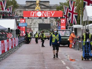 Supporting image for story: London Marathon day finally arrives for runners who will go their own way
