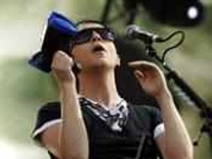 Supporting image for story: LG Arena to get the Placebo effect