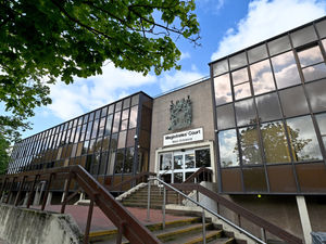 Supporting image for story: Drink driver banned from the road after hitting pedestrian in high street