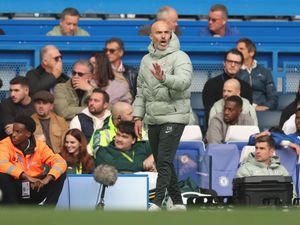 Supporting image for story: Enzo Maresca urges Chelsea to stop ‘giving away presents’ after Brighton defeat