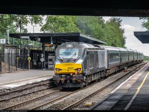 A Chiltern Railways train at Rowley Regis station