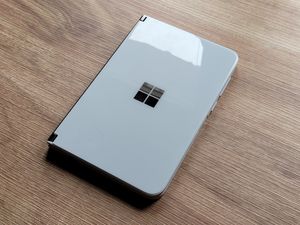 Supporting image for story: Should you buy… Microsoft’s Surface Duo?