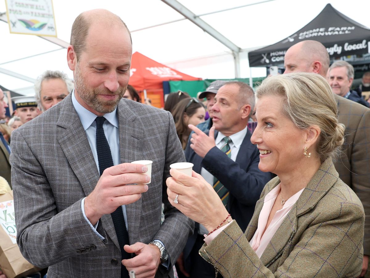 William and Sophie sample gin during during rare joint outing