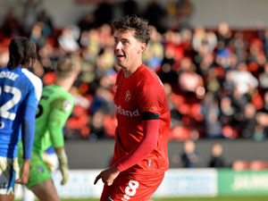 Supporting image for story: Walsall's Isaac Hutchinson used 'wake-up call' to kick on