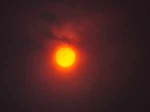 Supporting image for story: Storm Ophelia: Strange red sun snapped over Shropshire - YOUR photos