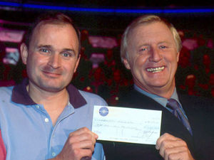 Supporting image for story: Quiz show cheat who almost became a millionaire
