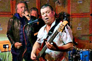 Supporting image for story: Robert Plant joins band on stage at Stourport pub